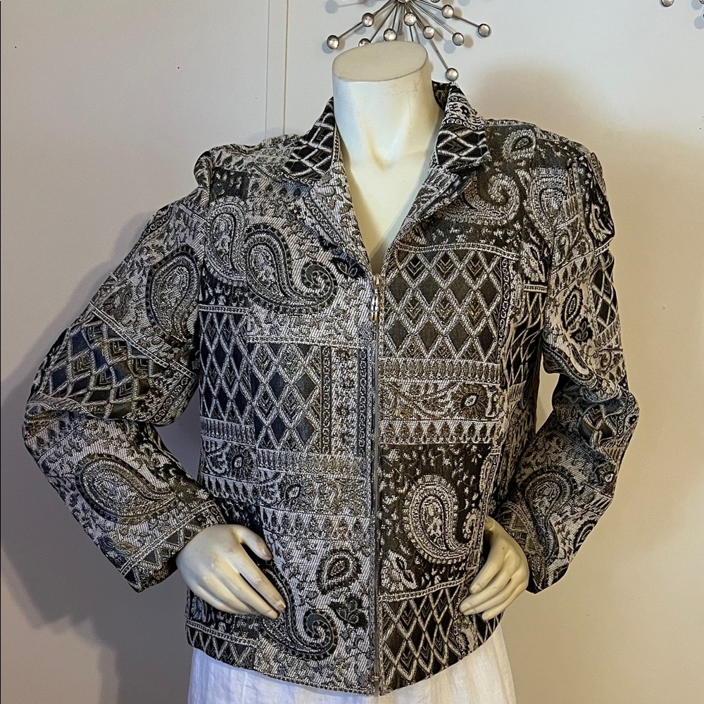 Elegant Black and Gray Paisley Women's Blazer